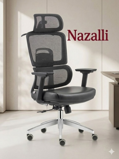 Nazalli Trio  4D Hareketli Kolçaklı ve Entegre Askılı Krom Ayaklı Yönetici Koltuğu